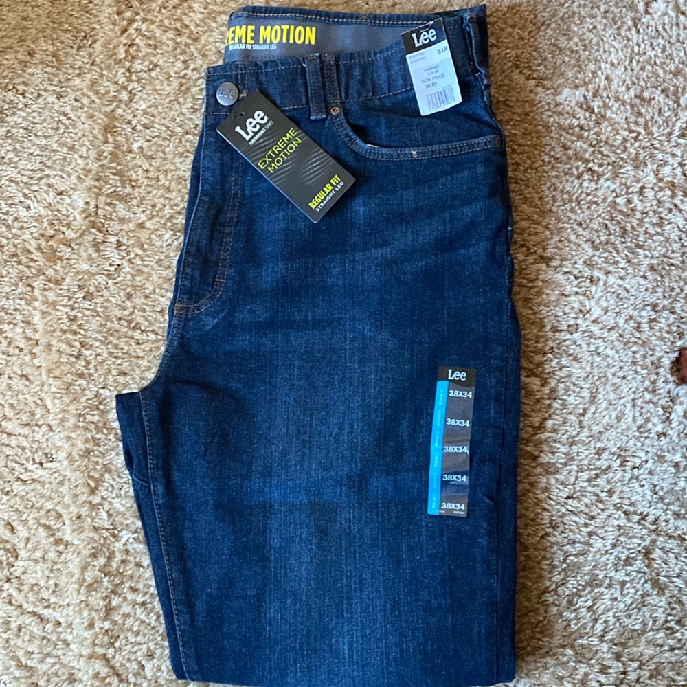 Lee Extreme Motion Men’s jeans size 38x34 new with tags